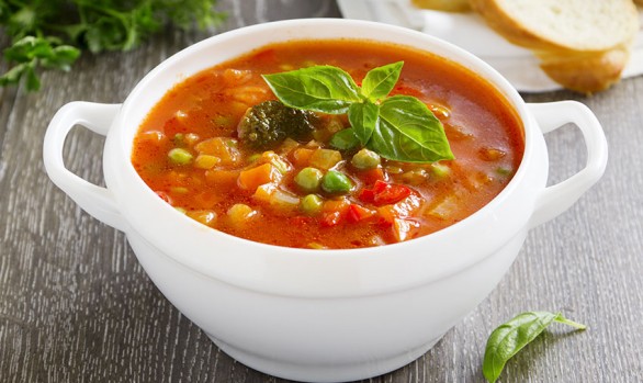HEARTY MINESTRONE SOUP