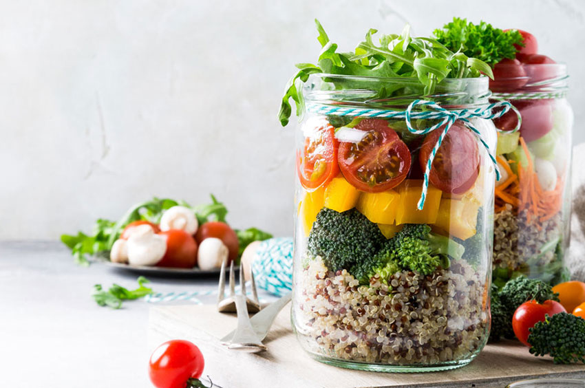 Salad in a jar - Hollywood Diet Blog