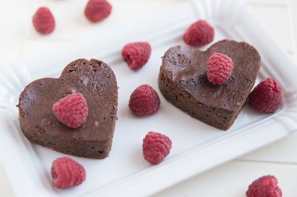 CHOCOLATE PROTEIN HEARTS