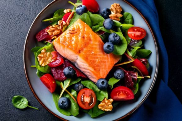 Anti-Inflammatory Superfood Salad